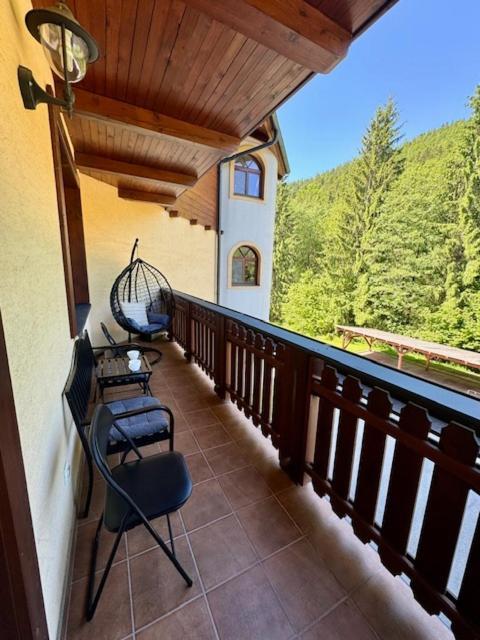 Apartment Amelia Tale, View Of Chopok From Large Terrace, In The Nature Horná Lehota Exterior foto